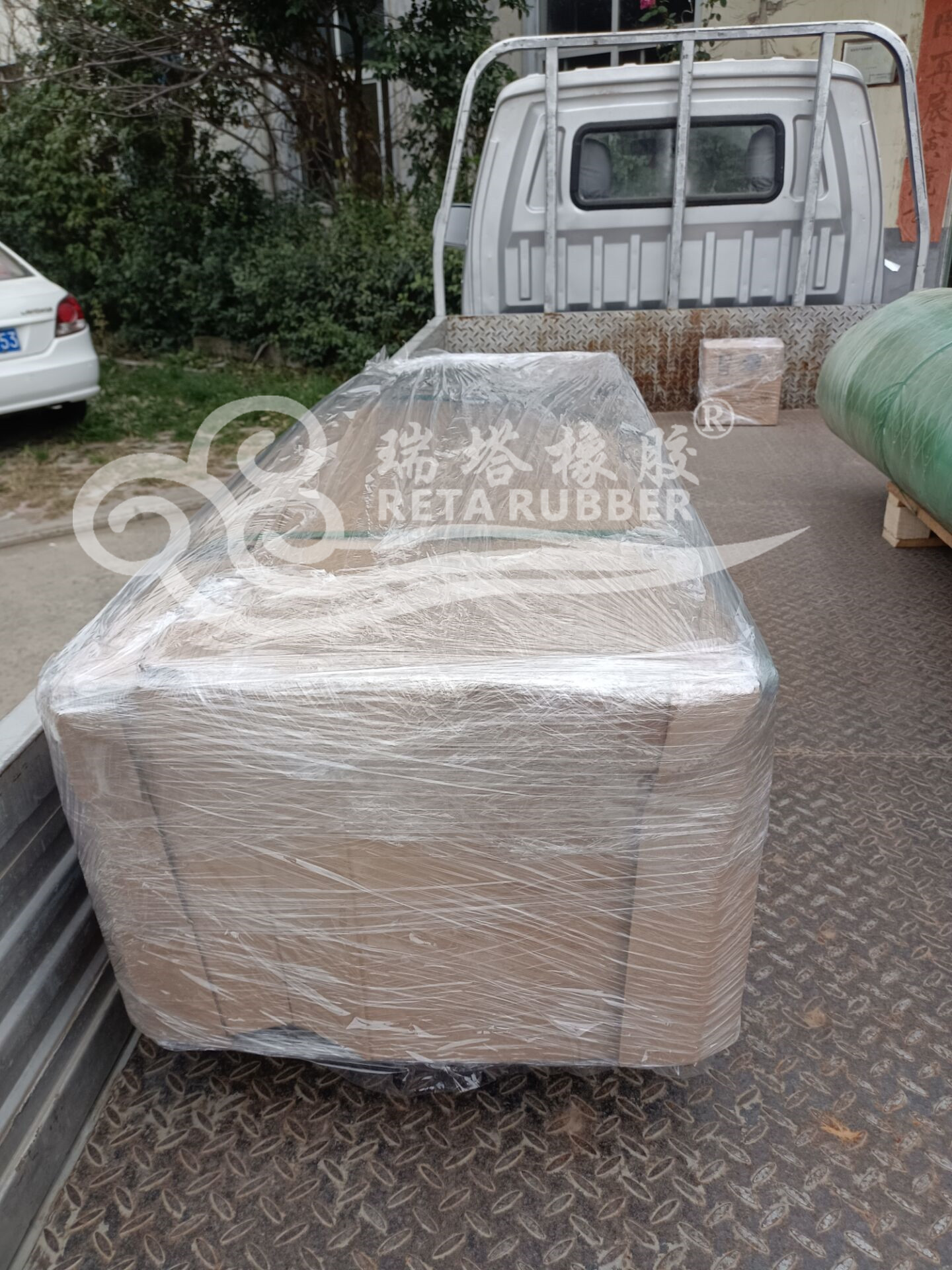 瑞塔橡膠耐磨緩沖條發貨